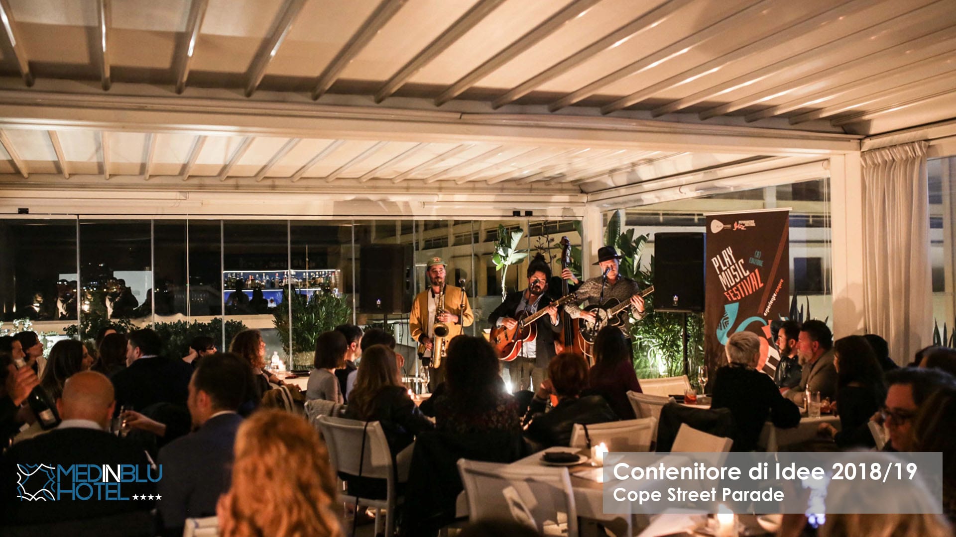 Hotel Medinblu - Cope Street Parade